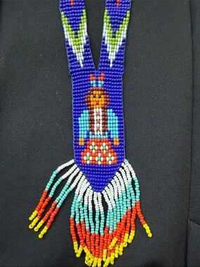 Vintage Native American Loop
Seed Beaded Necklace